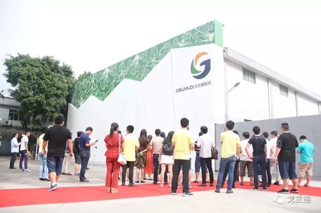 Les activités du Pavillon d'Expérience ViviMarbles se déroulent